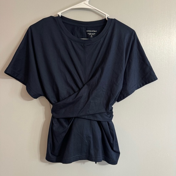 Banana Republic Supima Cotton Wrap Top Size XS in Navy Blue - Picture 1 of 8